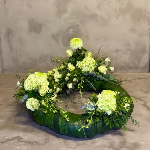 Brekrans, lyse nuancer (laves ogs i en klassisk version) 