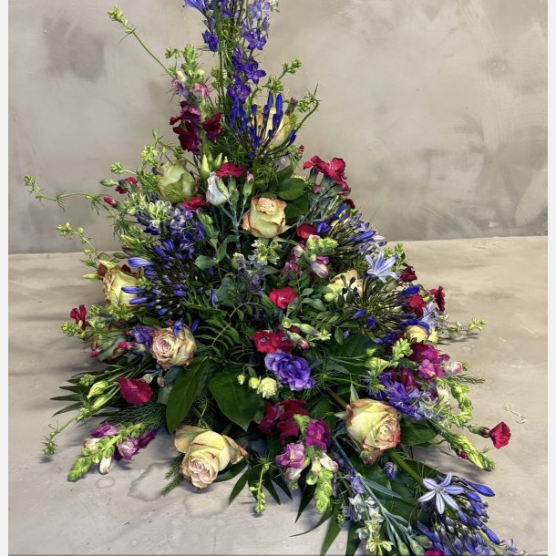 B�redekoration skabt af s�sonens blomster